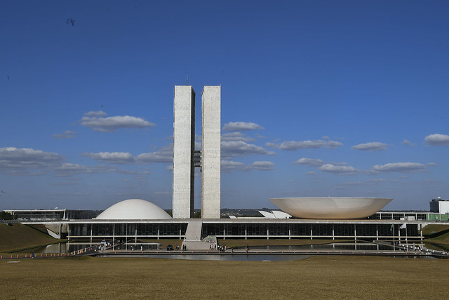Licença por luto pode chegar a dez dias após aprovação no Senado