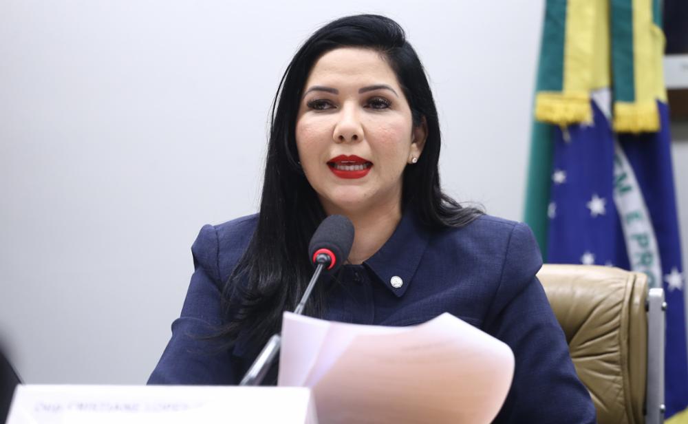 Cristiane Lopes reafirma voto contra PEC da Blindagem