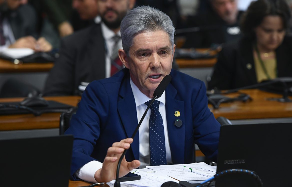 Bagattoli defende mudanças na jornada e na fiscalização de caminhoneiros