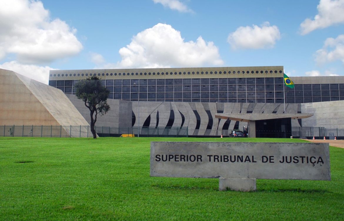 STJ dá vitória a servidores de RO sobre adicionais de insalubridade