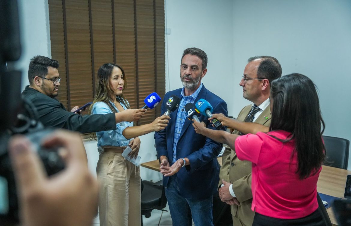 Léo Moraes recebe embaixador da Hungria e propõe intercâmbio em educação e novas frentes de investimento
