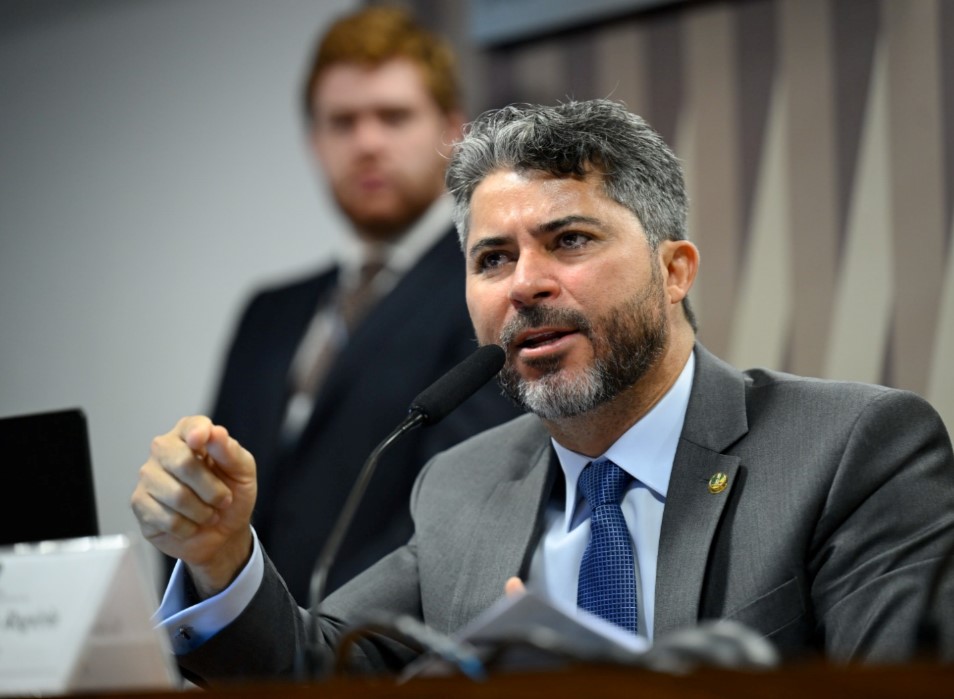 Marcos Rogério apresenta projeto para barrar decreto que muda regras do setor elétrico