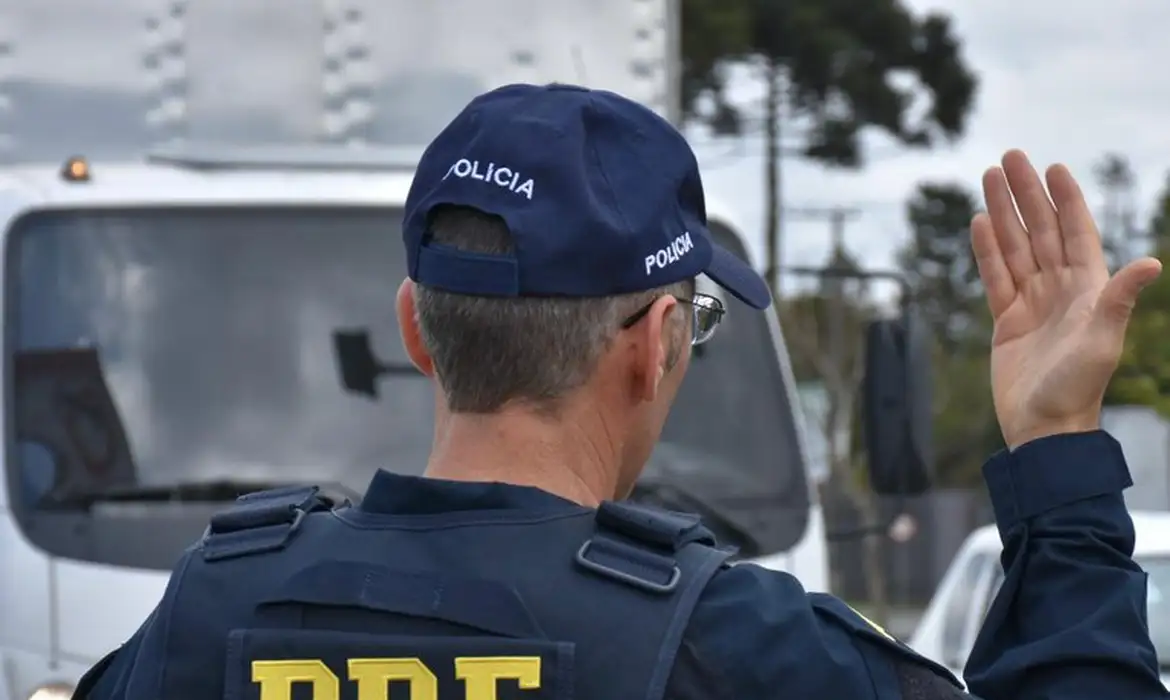 Acidentes em rodovias federais matam 109 pessoas no feriado de Ano Novo