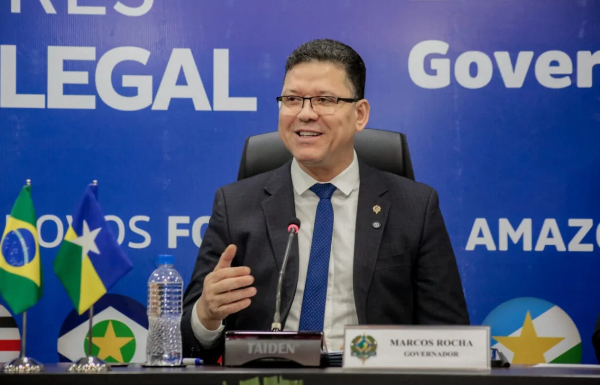 Marcos Rocha diz que fica no cargo e evita “entregar o Estado a quem traiu”