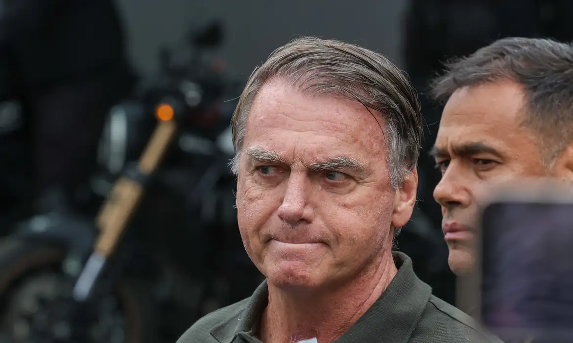 STM dá 10 dias para Bolsonaro se defender em processo de perda de patente