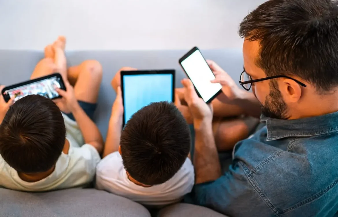 Sesau alerta para riscos do uso excessivo de telas na saúde